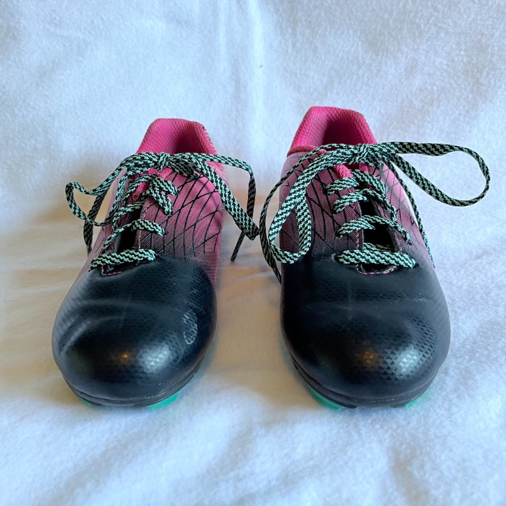 DSG Child’s Black/Pink/Teal Soccer Shoes/”Football Boots” Size 12K/Ages 5 - 6 - Picture 2 of 6